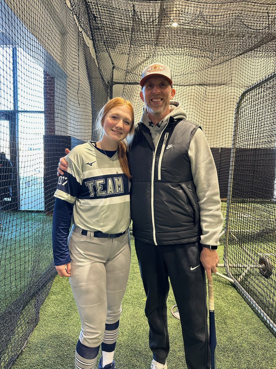 I had an amazing time at the @UVASoftball camp today! I learned so much and a lot of new drills to take home and use! I am so grateful I was given the opportunity to work with everyone today! @Coach_Jo4444 @JamieAllred24 @catch42softball @CoachTylka @teamnc_bowman