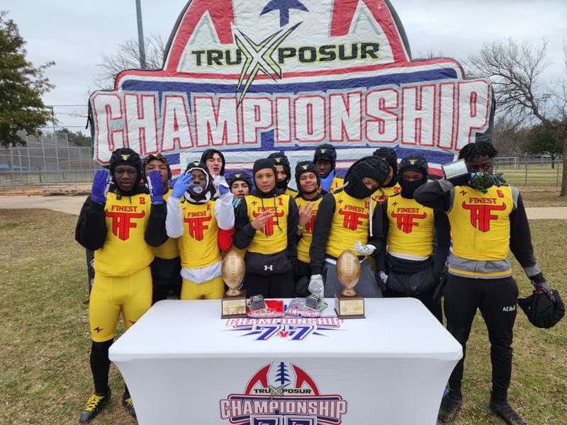 luhlkb's tweet photo. @FootballEverman had a great weekend came to Arlington and won the whole tournament @boogiefor3 https://t.co/L2ws7IunHw