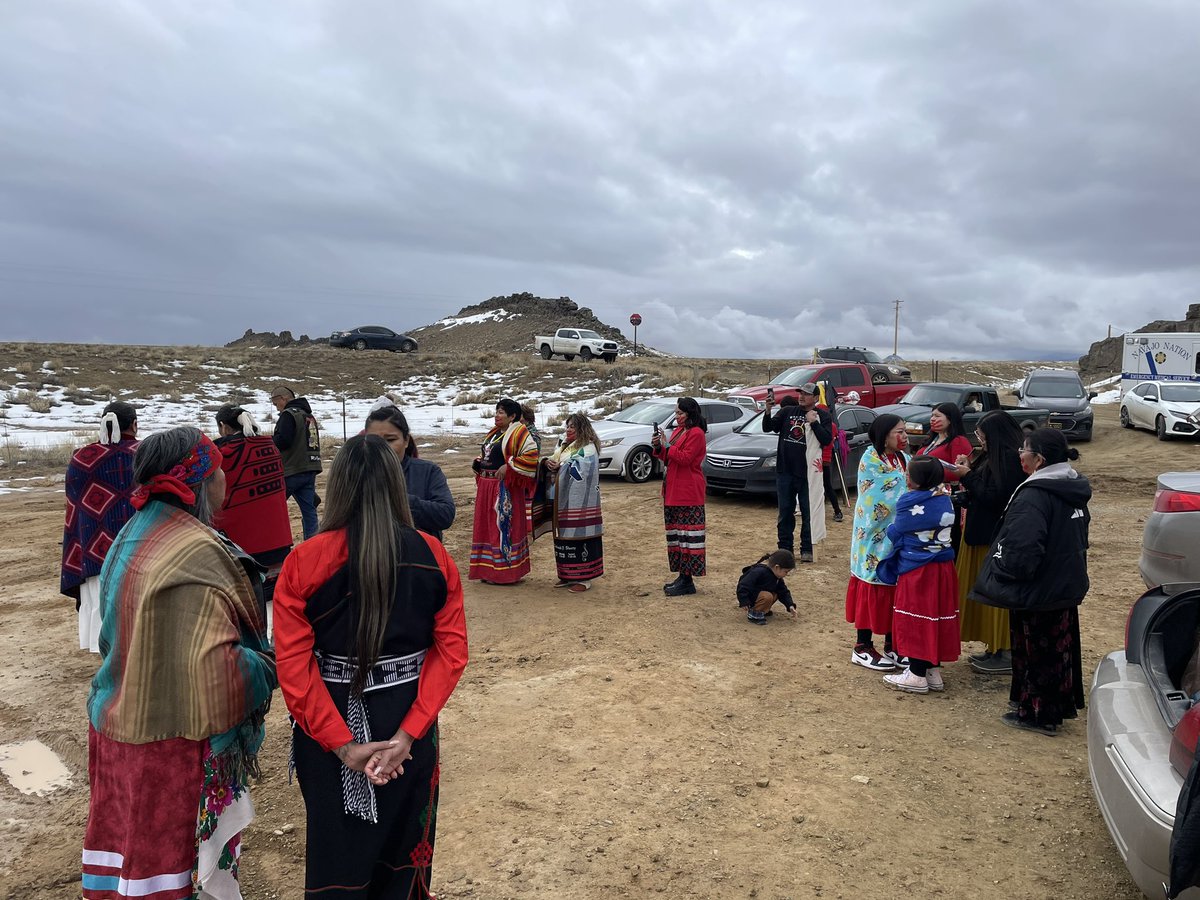 NavyNavajoGirl's tweet photo. We came together today to bring awareness #MMIW to those brothers and sisters that are missing. Our voices need to be heard #NativeAmerican because we are still here! We matter #NativeLife https://t.co/xJPH7HFEth