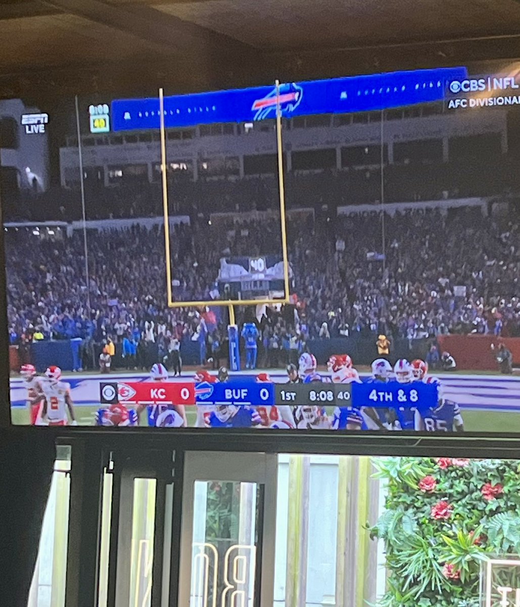 Mark Jones tweet media