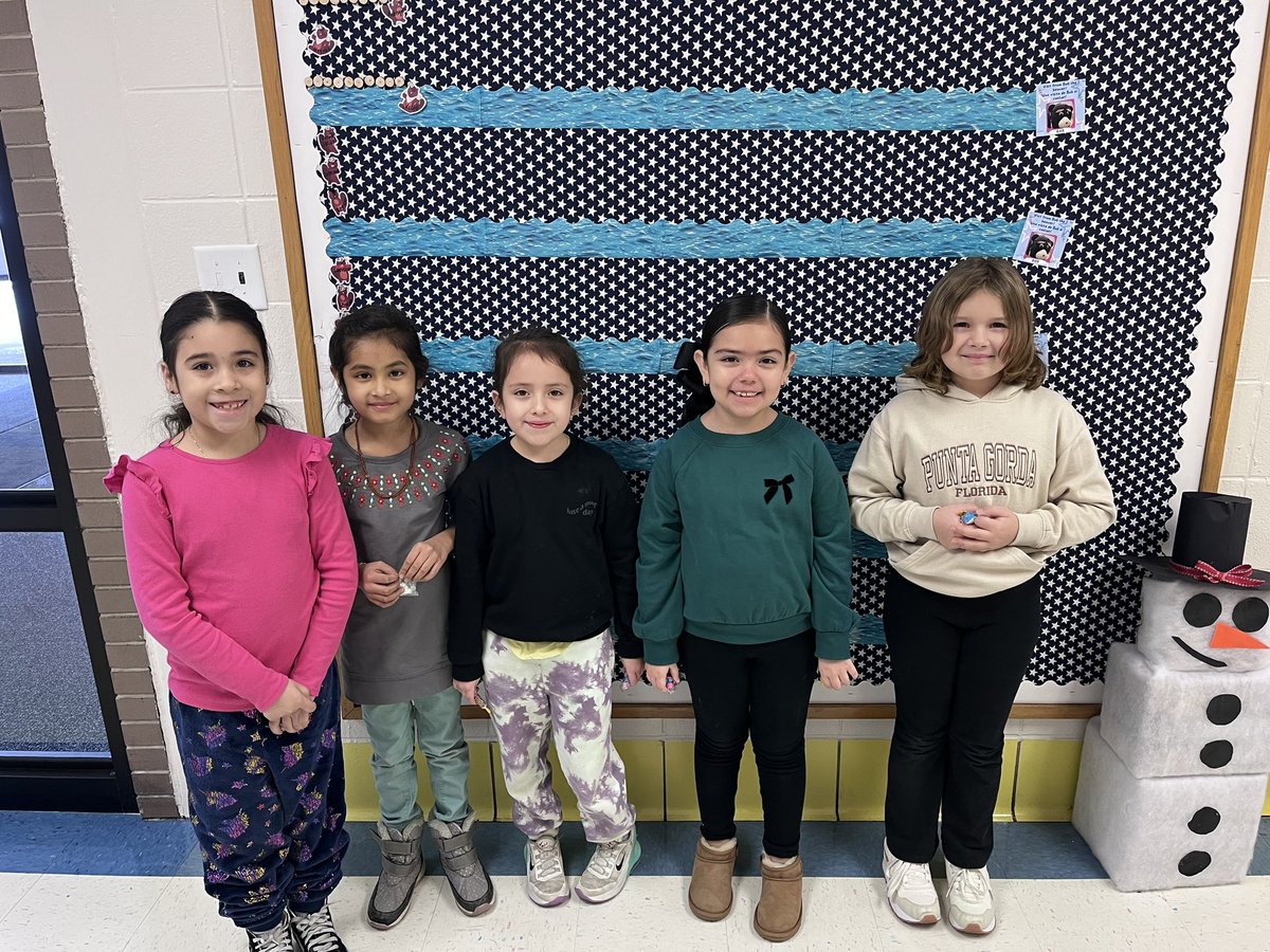 Army Trail Elementary tweet media