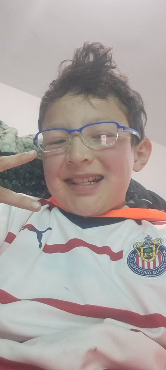 PerlaRo33573880's tweet photo. Arriba las chivas #MegaFutbol @TUDNMEX https://t.co/9lOj2b4WWB
