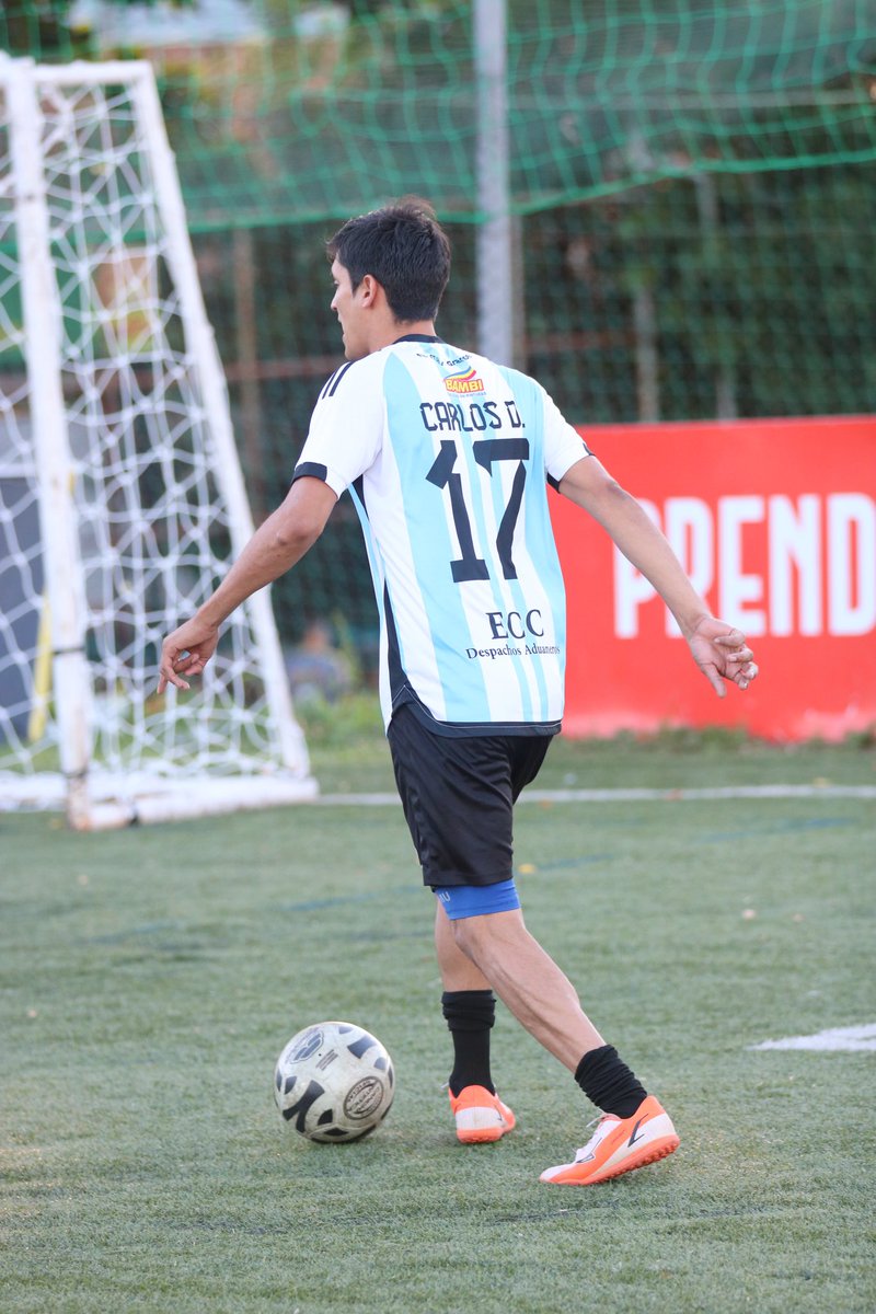 Acabados FC tweet media
