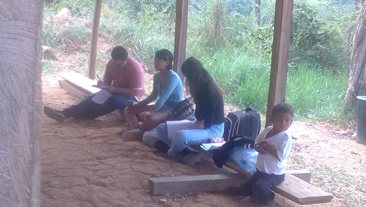 NOT_CL21's tweet photo. Una semana completa de trabajo con la comunidad indígena chimila-Ette Ennaka en 3 de sus principales resguardos 
Issa Oristunna, Narakajmanta e Itti takke 
Trabajar en justicias comunitarias y con este pueblo en especifico ha sido de las mejores experiencias de vida https://t.co/16978hMEXs