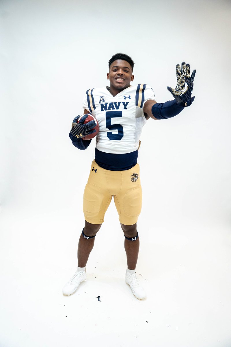 Had an amazing OV weekend with @NavyFB!! It felt great to be home and spend time with the staff and future brothers. @JMacDonald_Navy @GreenRB21 @_CoachNew