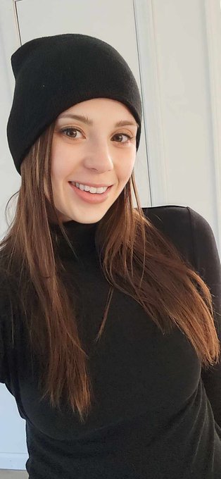 Hey guys, I want to start a video podcast next in a couple of weeks since I never drop any #SFW content<a href="/tag/sfw"class="tags"><span>#sfw</span></a>