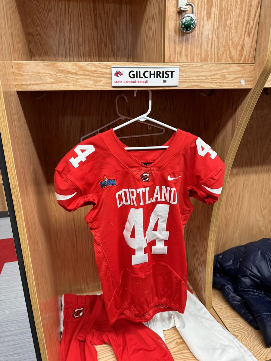 Everett Gilchrist tweet media