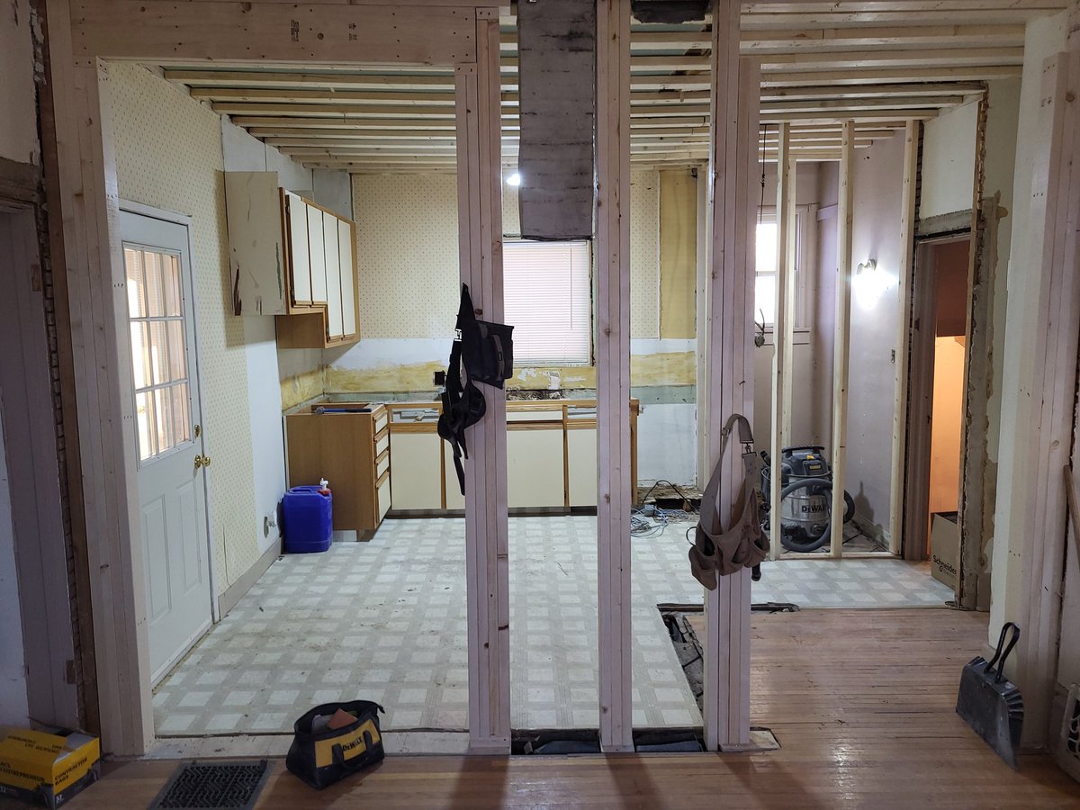 Started some framing🛠 #framing #construction #houseflip