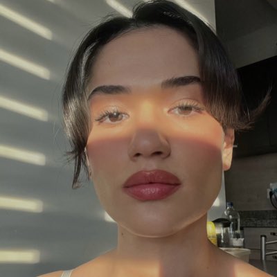 ayseyuucel's tweet photo. #YeniProfilResmi https://t.co/JbOD6CsJ9M