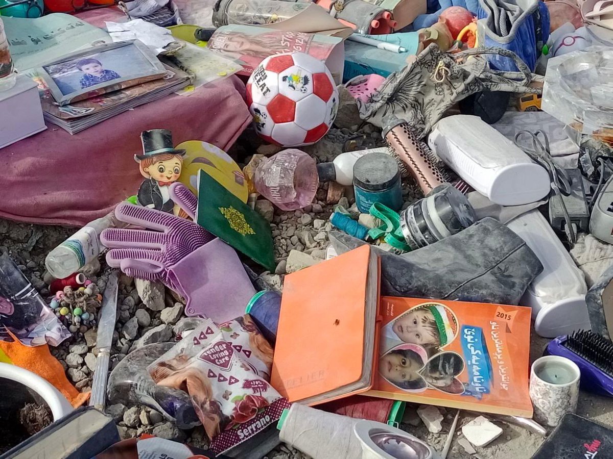 SarwanBarzani_'s tweet photo. These are pictures of the house that Iran bombed under the pretext of Mossad headquarters.
#ErbilAttacks https://t.co/Pe7PMyoOLA
