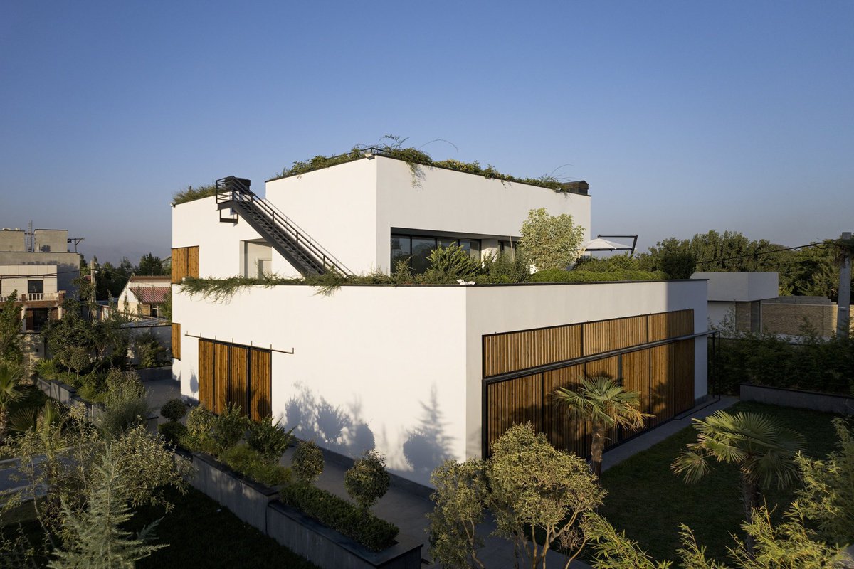 Arqenblanco's tweet photo. Villa Hannah - Eade Va Ejra
Imagen: Mohammad Hasan Ettefagh
________________________________
#eadevaejra #mohammadhasanettefagh #hashtgerd #iran #arquitecturaurani #arquitecturaenblanco #arquitectura #proyecto #archdaily #architecturehunter #architecture #archlover #arch https://t.co/3b1BlujbZV