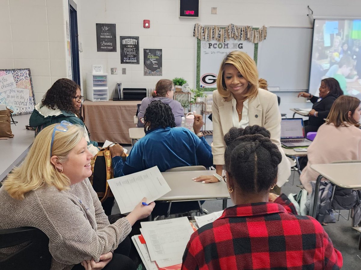 DrLaTonyaSibley's tweet image. What does “accomplished teaching” look like? ATLAS is a library of video cases showcasing National Board Certified Teachers (NBCTs) in the classroom. Visit atlas.nbpts.org! #NBCTstrong #ALNBCT #AlabamaAchieves #myAEA #DoGreatThings