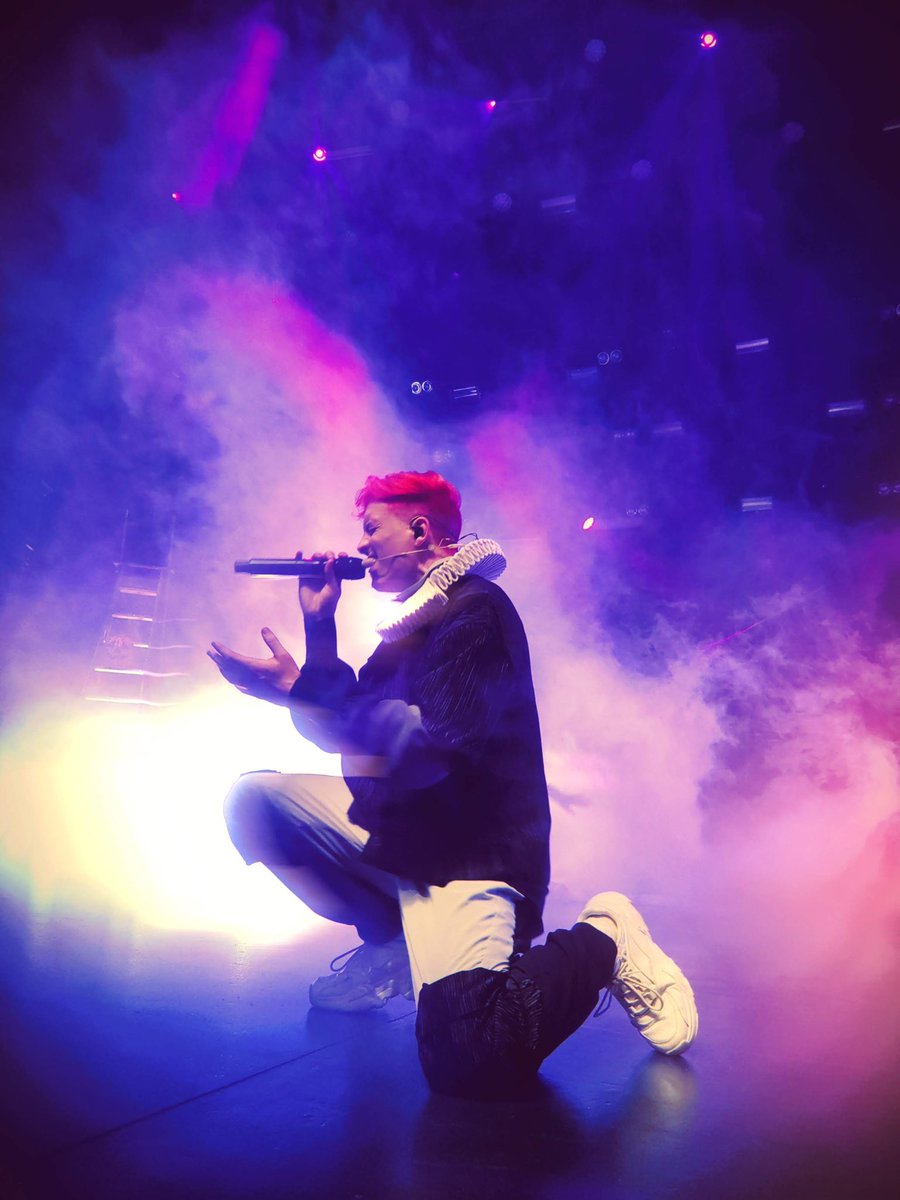 MalabarDesigner's tweet photo. @allstarsshow_ 4 parmi tant d’autres .. 🥹🫶🏻
.
#loicnottet #addictocratetour #phantomania https://t.co/316L59FGRU