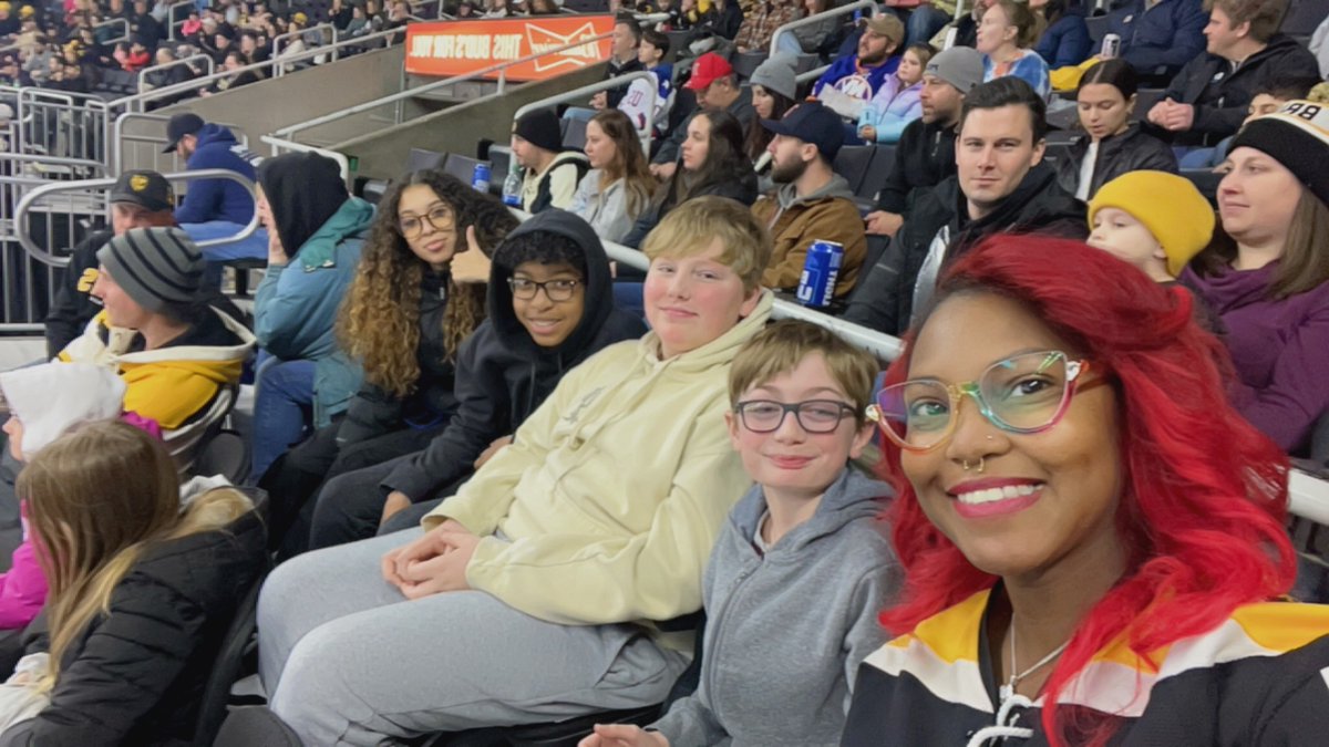 msjohnson86's tweet image. Day at an @AHLBruins Game #BigWinner