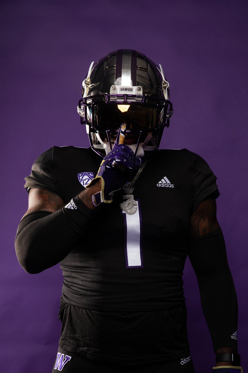 Jonah Coleman (@jonahcoleman8) on Twitter photo The truth doesn’t need to be heard we know the real.. 🫠 you the 🐐 <a href="/CoachJeddFisch/">Jedd Fisch</a> #godawgs The truth doesn’t need to be heard we know the real.. 🫠 you the 🐐 <a href="/CoachJeddFisch/">Jedd Fisch</a> #godawgs