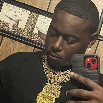 boy_demery's tweet photo. #NewProfilePic https://t.co/KNIJUyoU5l