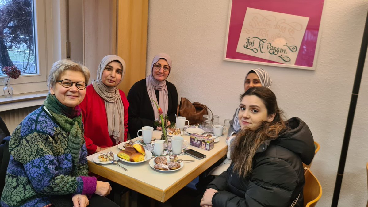 UIDBottrop's tweet image. UID Bottrop bugünde Integrations E.v. Bottropun düzenlediği Kış mevsim Partisine katıldık. Çok değişik ve eğlenceli anlar yaşadık. Bizi kabul ettikleri için teşekkür ederiz.