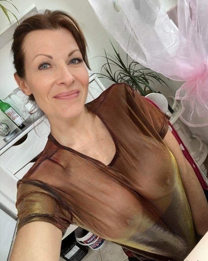 macie38872's tweet photo. I'm insecure about my age, show me some love,  say some cute whos is over 50 years old.. https://t.co/9Cz5jHfPKu