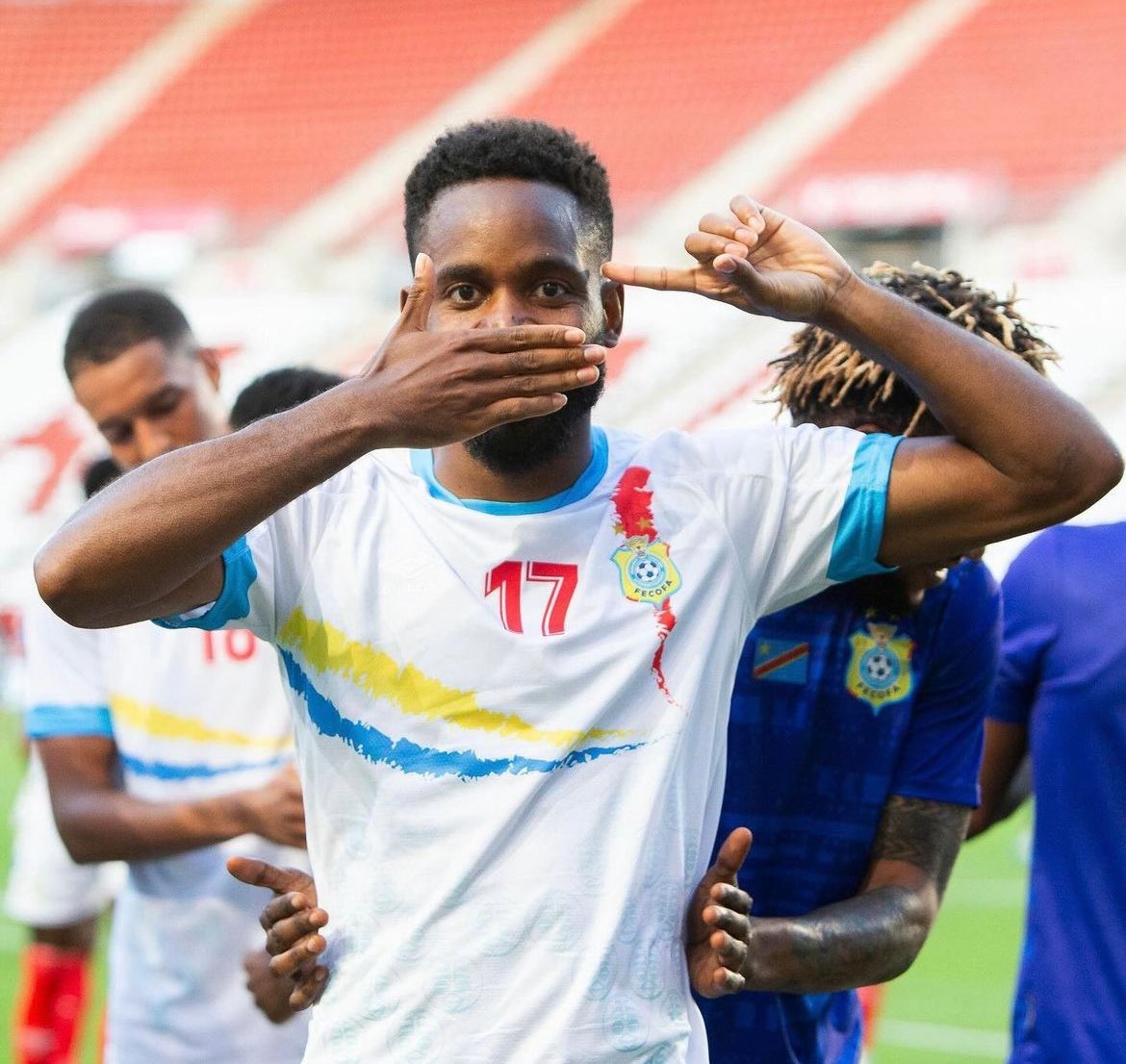 leopard243's tweet image. 🙏🏾 Force et courage @Bakambu17 ! Cadre et élément important du groupe. Restons soudés. 

#RDC | #Congo | #LeopardLeaderFoot