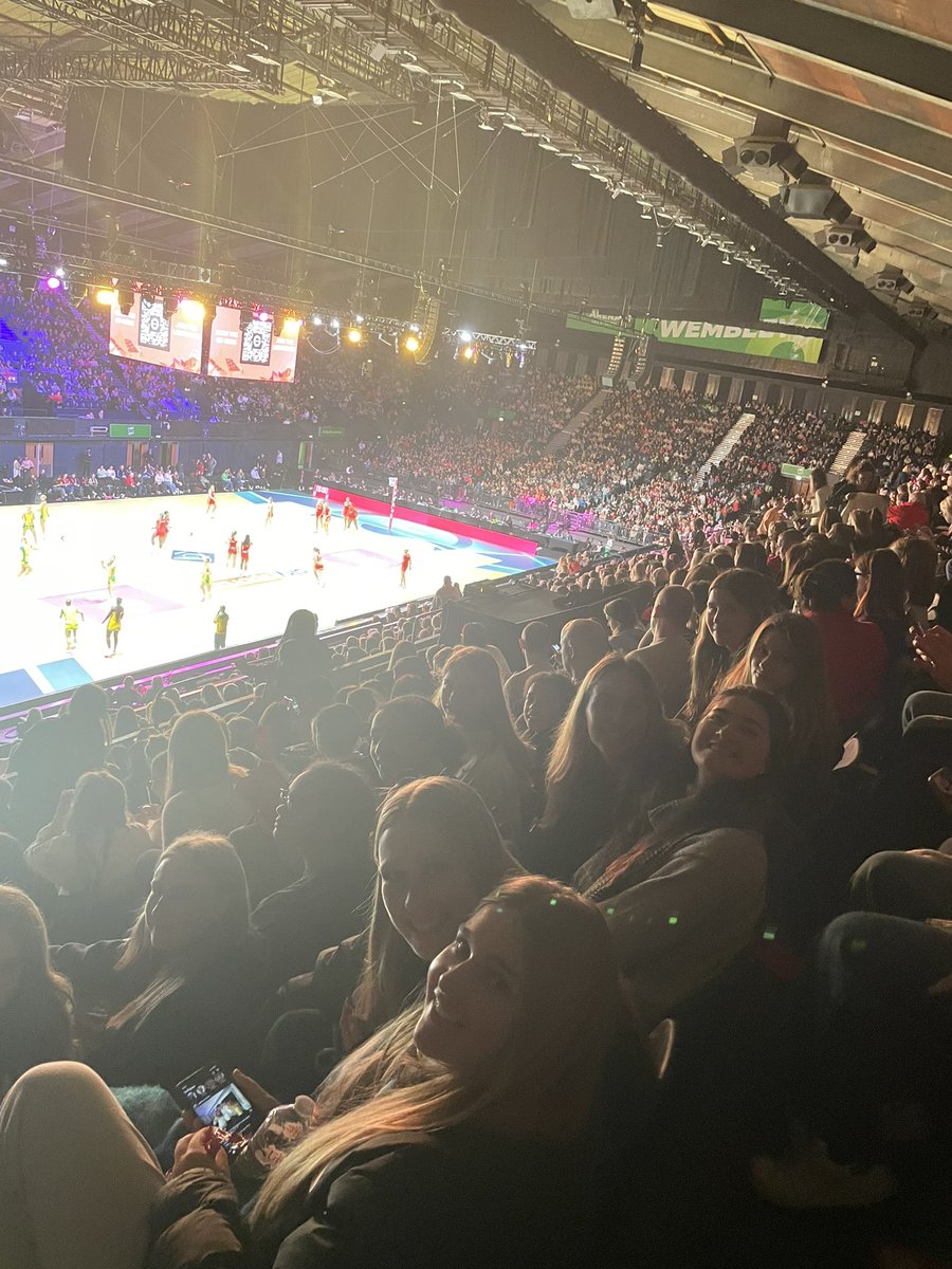 EpsomC_Netball's tweet photo. Epsom netballers spent the afternoon at Wembley cheering on the England Roses as they took on the Australian Diamonds #LetsGoRoses #Inspiring https://t.co/P9f5KGWALp