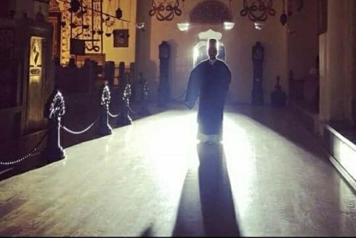 Huthut6666's tweet photo. "Nehir gibidir insan, sadece yüzüyle bilinir.. Derininde ne saklar, yüreğinden ne akıp gider, söylemez sessizce akıp gider.. Mevlana" https://t.co/fASMthwtCp