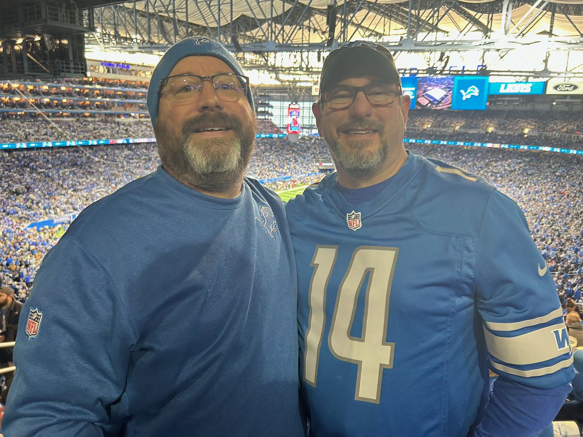 kurasjt's tweet photo. @Lions https://t.co/aIr5DI3ABk