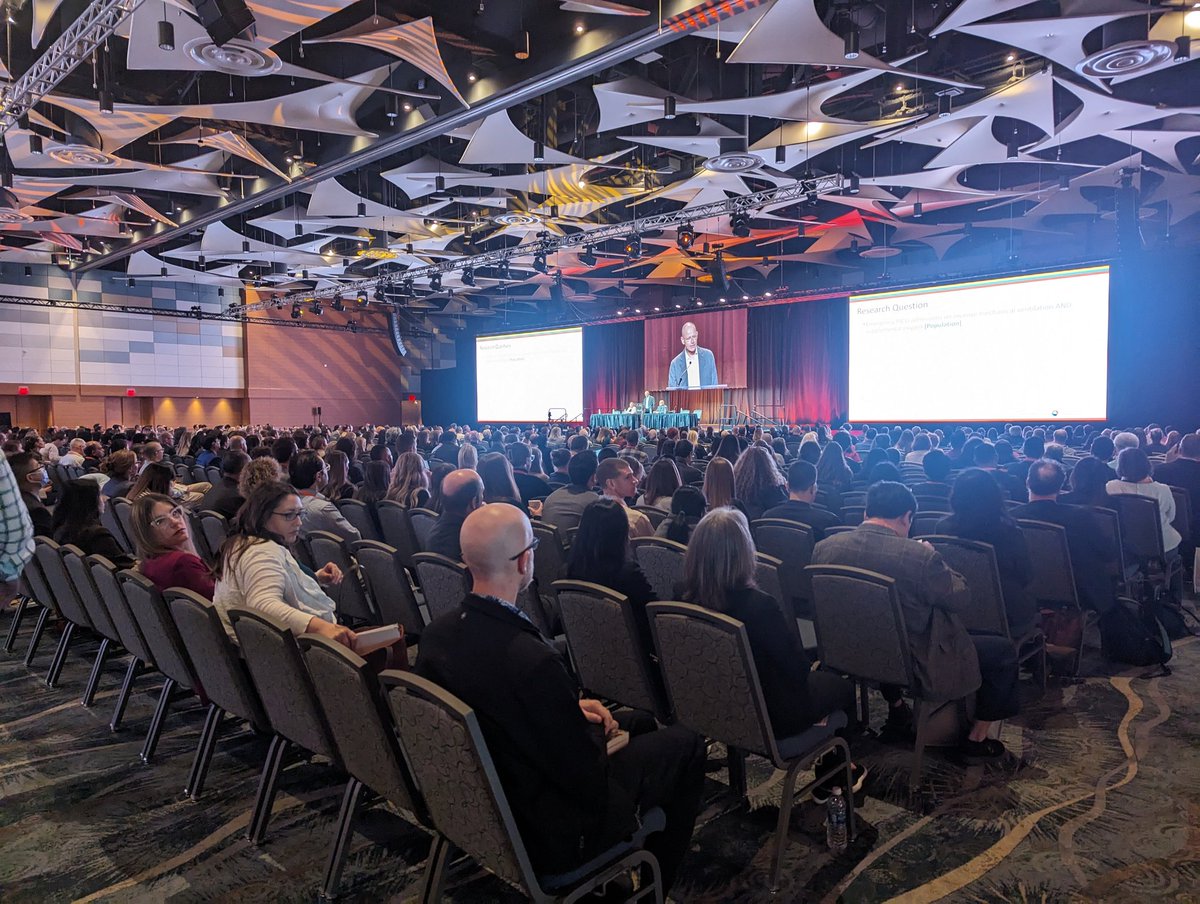 Incredible to be in Phoenix, Arizona seeing @pus27 present <a href="/OxyPicu/">Oxy-PICU</a>  at #SCCM - a true lifetime achievement and a testament to both the quality of the trial &amp; the results! Well done to the research teams, and thank you families &amp; patients.