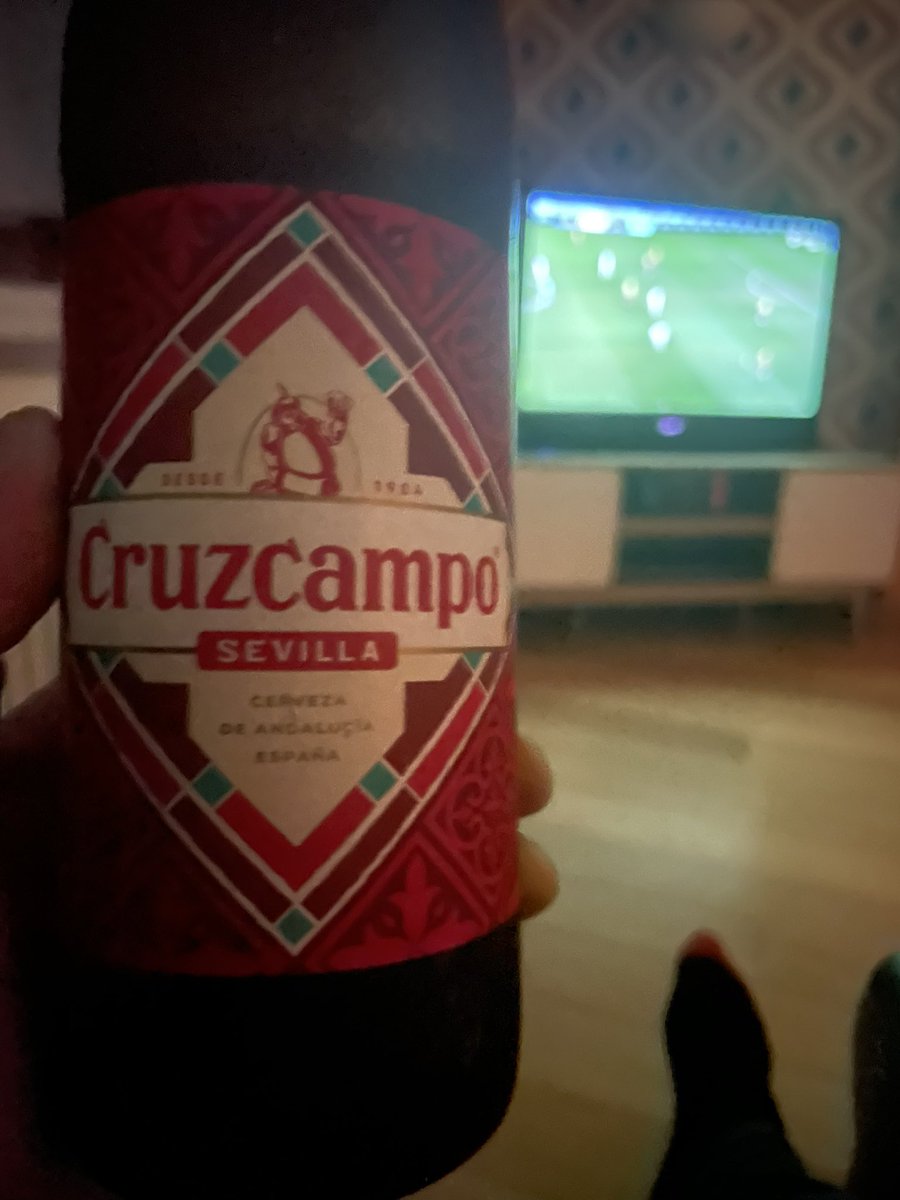 Stevenfsog's tweet photo. Loverly juice #cruzcampo #SundayFunday https://t.co/5Ulx3reech
