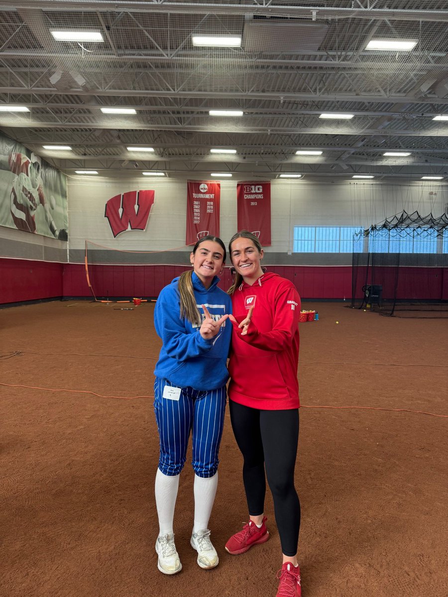 Ava Jordanof tweet media