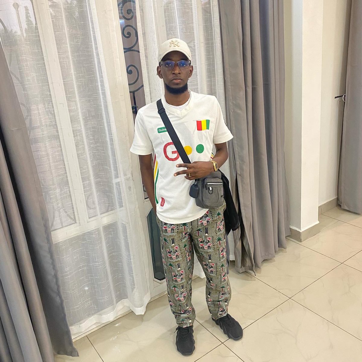 Le_GS_'s tweet photo. Tous derrière le Gbin Gbin Sooo 🐘🇬🇳❤️

#SyliNational | #GbinGbinSo | #CAN2023| https://t.co/2FG2lvJJI5
