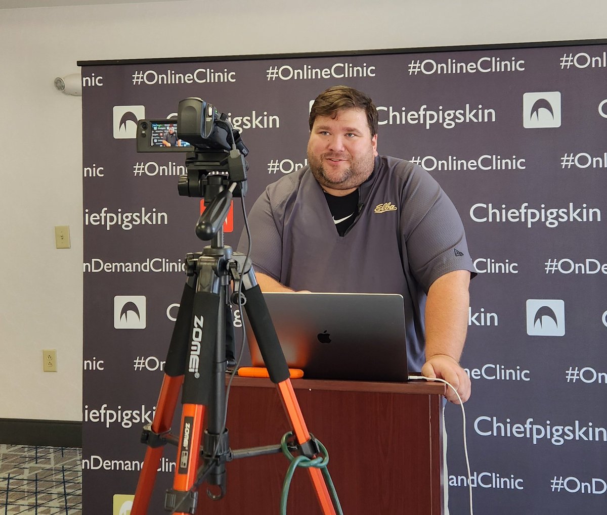 TheChiefpigskin's tweet image. Incredible tandem of coaches from Elba, AL. @amsieving and @hfcGilmore talking Single Wing football!