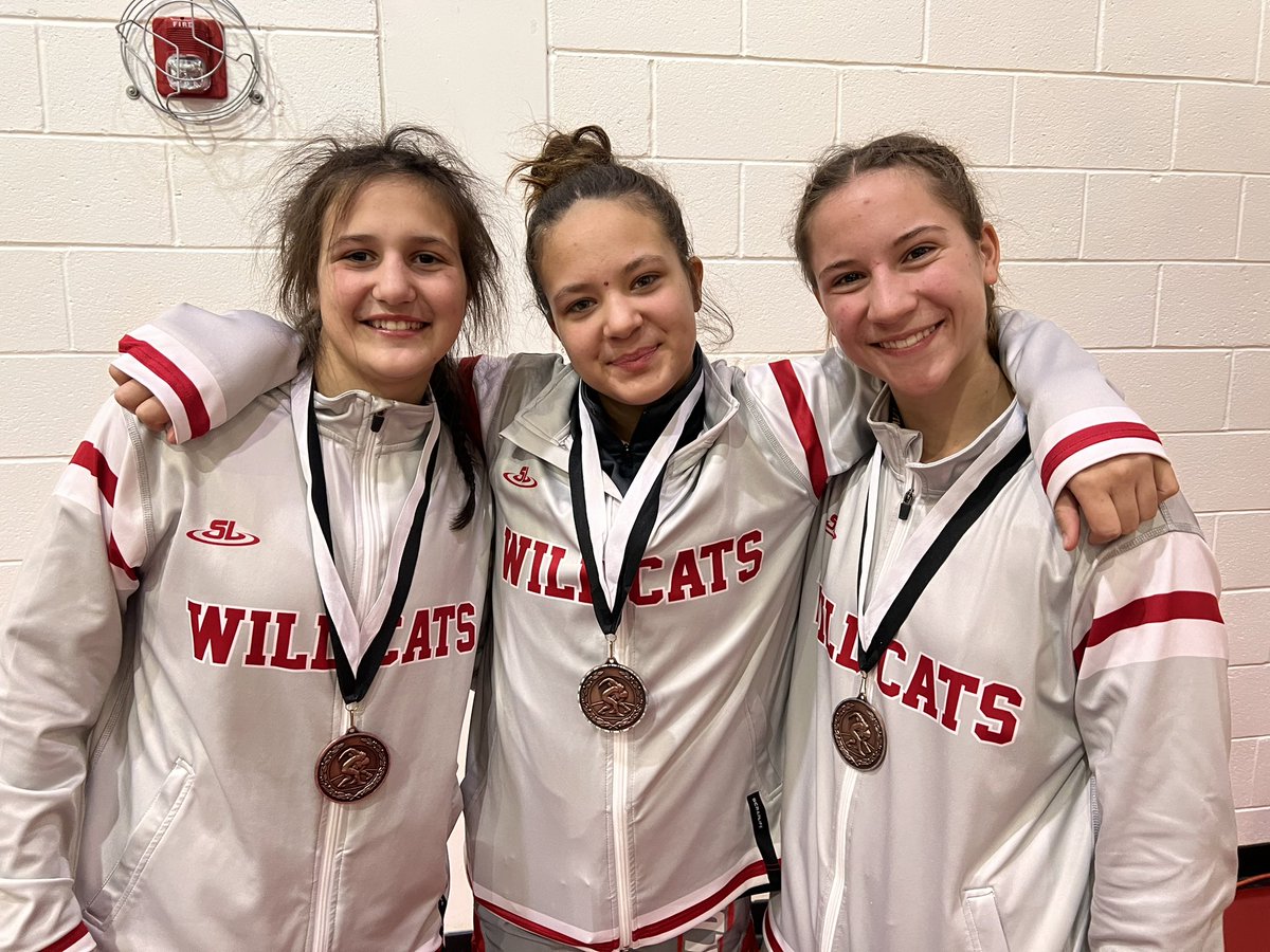 3 of our freshmen girls placed at the 2024 Coal Cracker. There were 49 teams and each weight class had over 30 girls in them. Emma Englehardt took 4th at 120, Gianna Jones took 3rd at 126, and Raylyn Schwoyer took 6th at 136.  <a href="/AthleticsOjr/">OJRAthletics</a> <a href="/OJRSD/">Owen J. Roberts School District</a> <a href="/MercuryX/">PottstownMercury</a> <a href="/AustinHertzog/">Austin Hertzog</a>