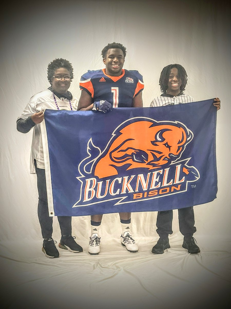 Thank you @Bucknell_FB for hosting the Aidoo family. We had a great time and we look forward to being back on campus. 🔶️🦬🔷️ #ACT #rayBucknell @DaveCecchini @Coach_Bowers @Coach_Schaeffer