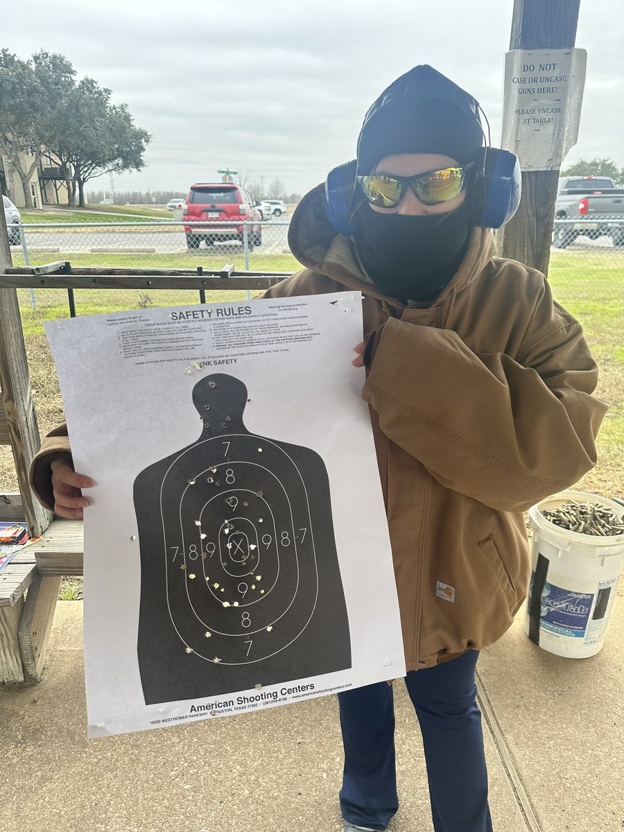 Sunday Funday.. reminder to keep your eye on the target. #aimisgettingbetter #licensetocarry #texasrealtor