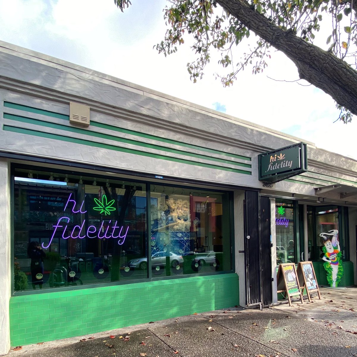 Open Daily, 11 am- 9 pm, Rain☔️ or Shine☀️!