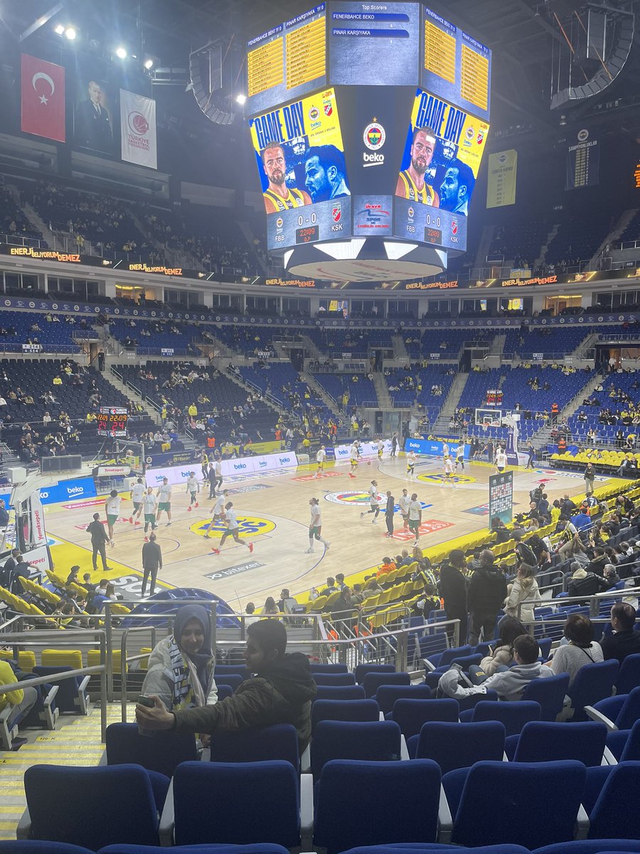 emreeblt39's tweet photo. Çok Seviyoruz 💛💙 @Fenerbahce https://t.co/3O9IPD35tz