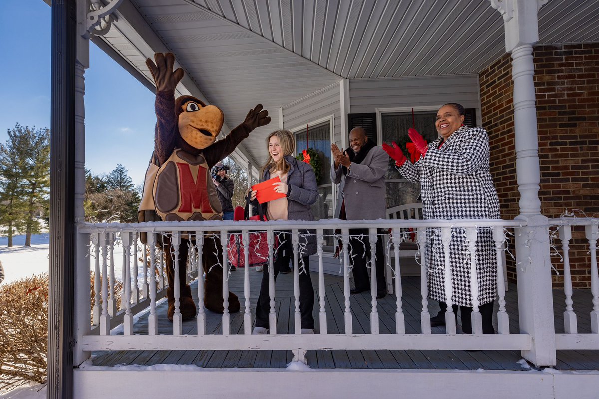 ApplyMaryland's tweet photo. Thanks for being a part of our #NowATerp road trip! Remember, admissions decisions for students who applied and submitted all required materials by the Nov. 1 freshman early action deadline will be released by Feb. 1. https://t.co/ojbExVOSNl