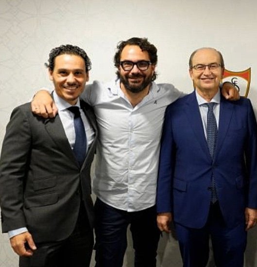 Cuando vamos a quitar a esta escoria de nuestros colores y nuestro escudo?