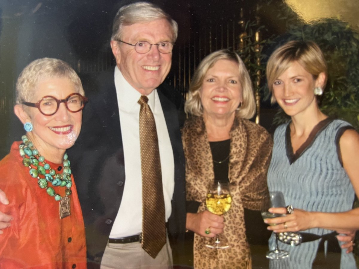 Joel McHale tweet media