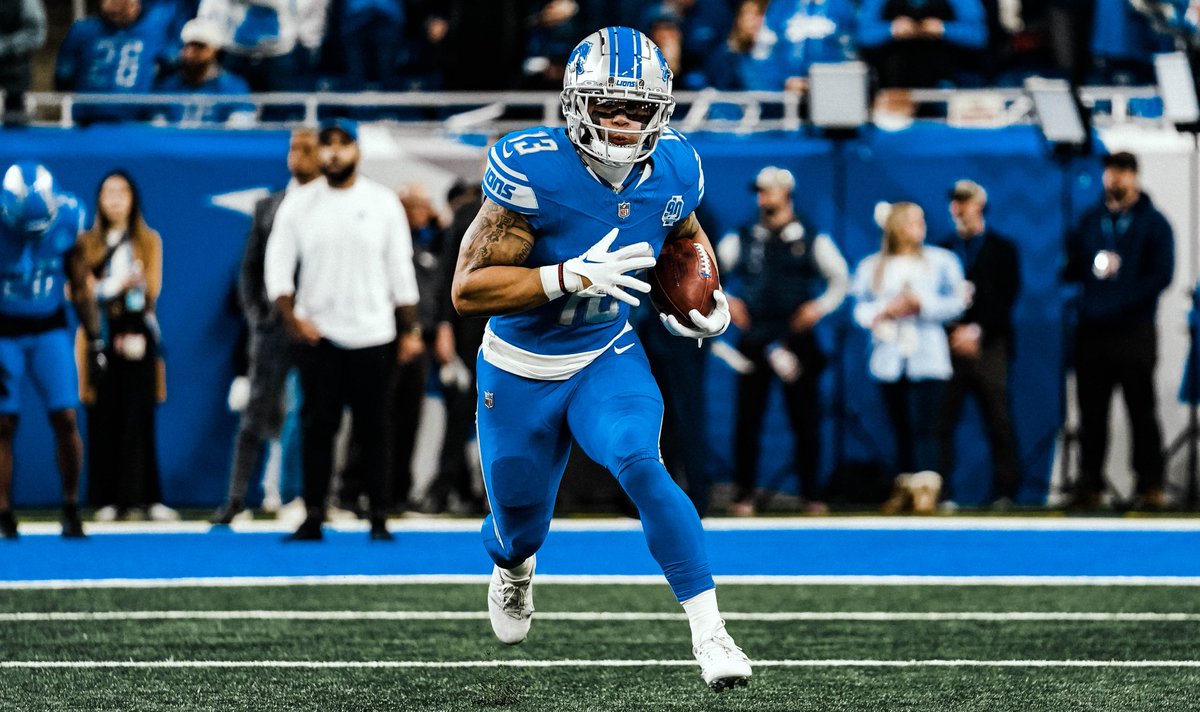 The first carry of @Lions RB @13_CJR's postseason career results in a one-yard rushing TD. #AllGrit