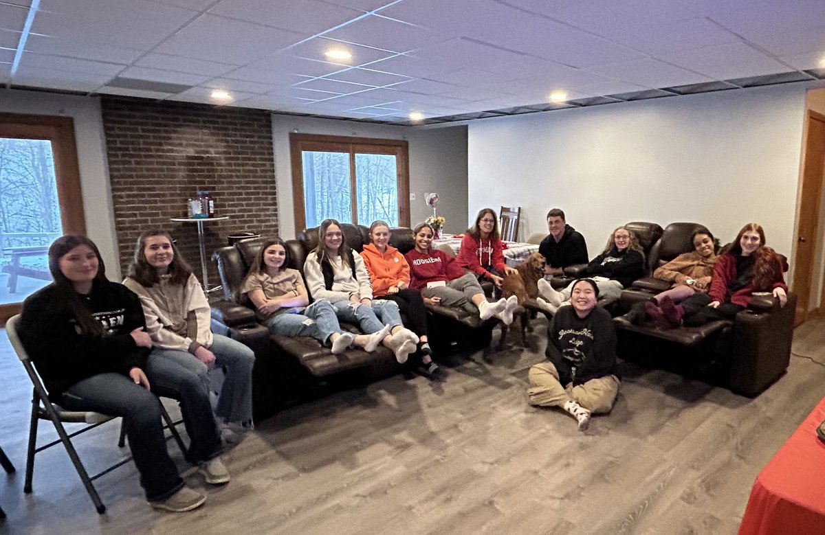 Jami Curtis tweet media