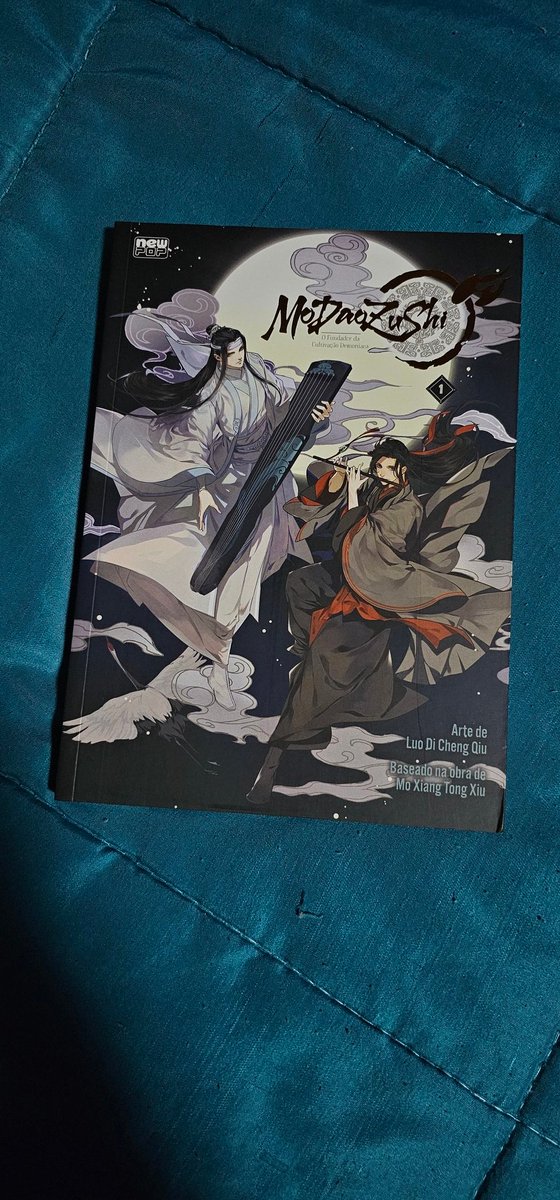 _nigthmoon_'s tweet photo. Chegou hoje!!! Tá tão lindinho  @editoranewpop 🥹🤏🤧 EU amei demaissss. Só preciso ver onde vou por 🥲 https://t.co/3rLJNXjdpH