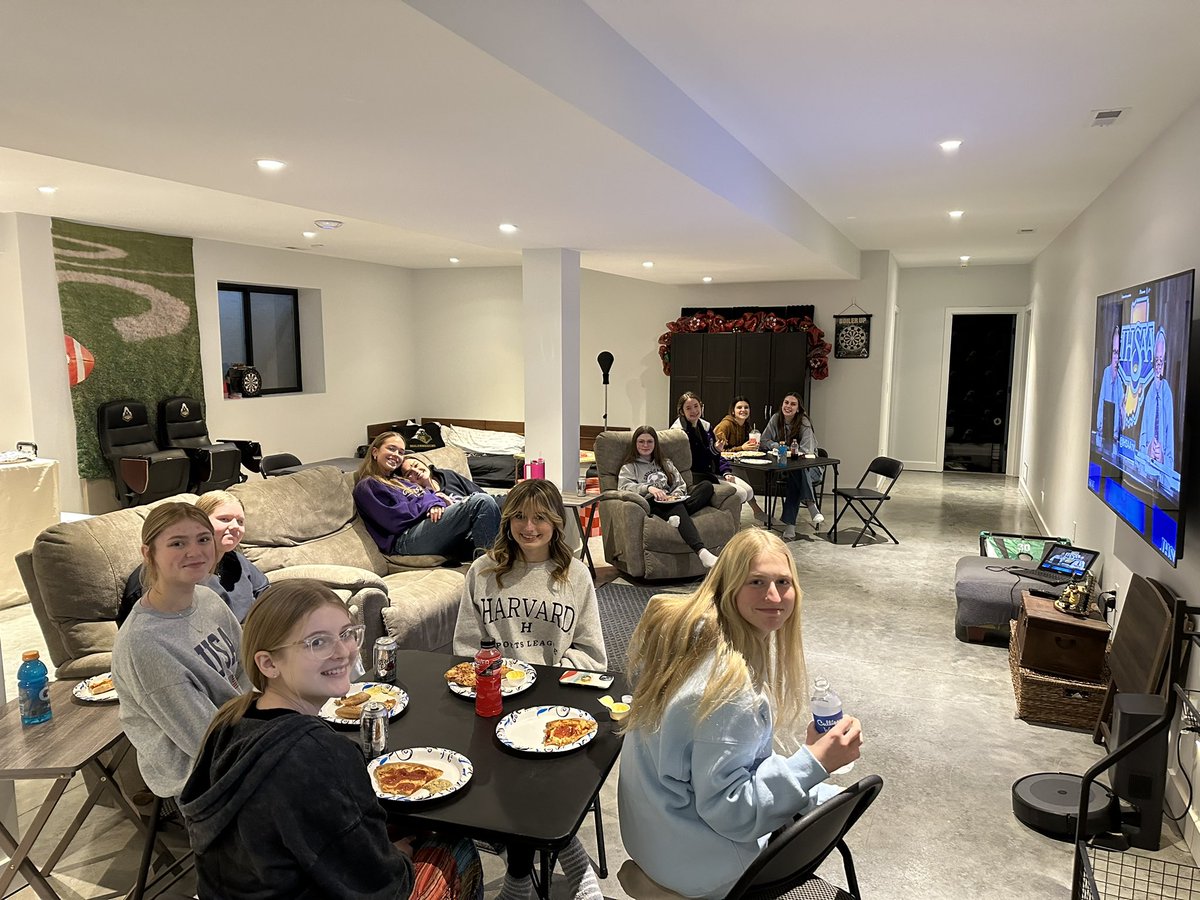 Greencastle Lady Tiger Cubs watching the sectional draw! 🏀💜 <a href="/IHSAAtv/">Champions Network</a>  #ThisIsHoosierHysteria