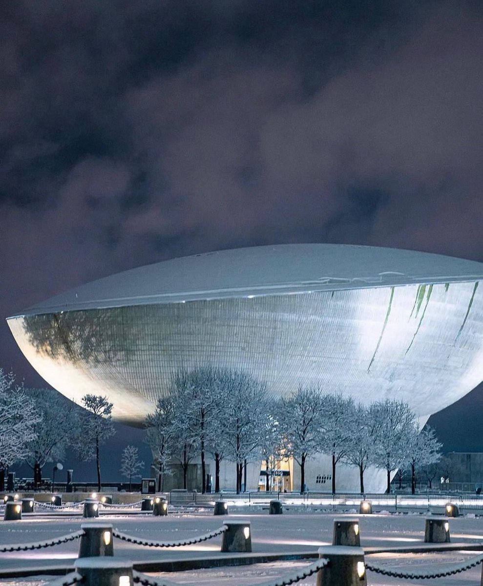 Feeling eggstra frosty tonight ❄️

📸: <a href="/Tony_Colasurdo/">Tony Colasurdo</a> 

#albanyny