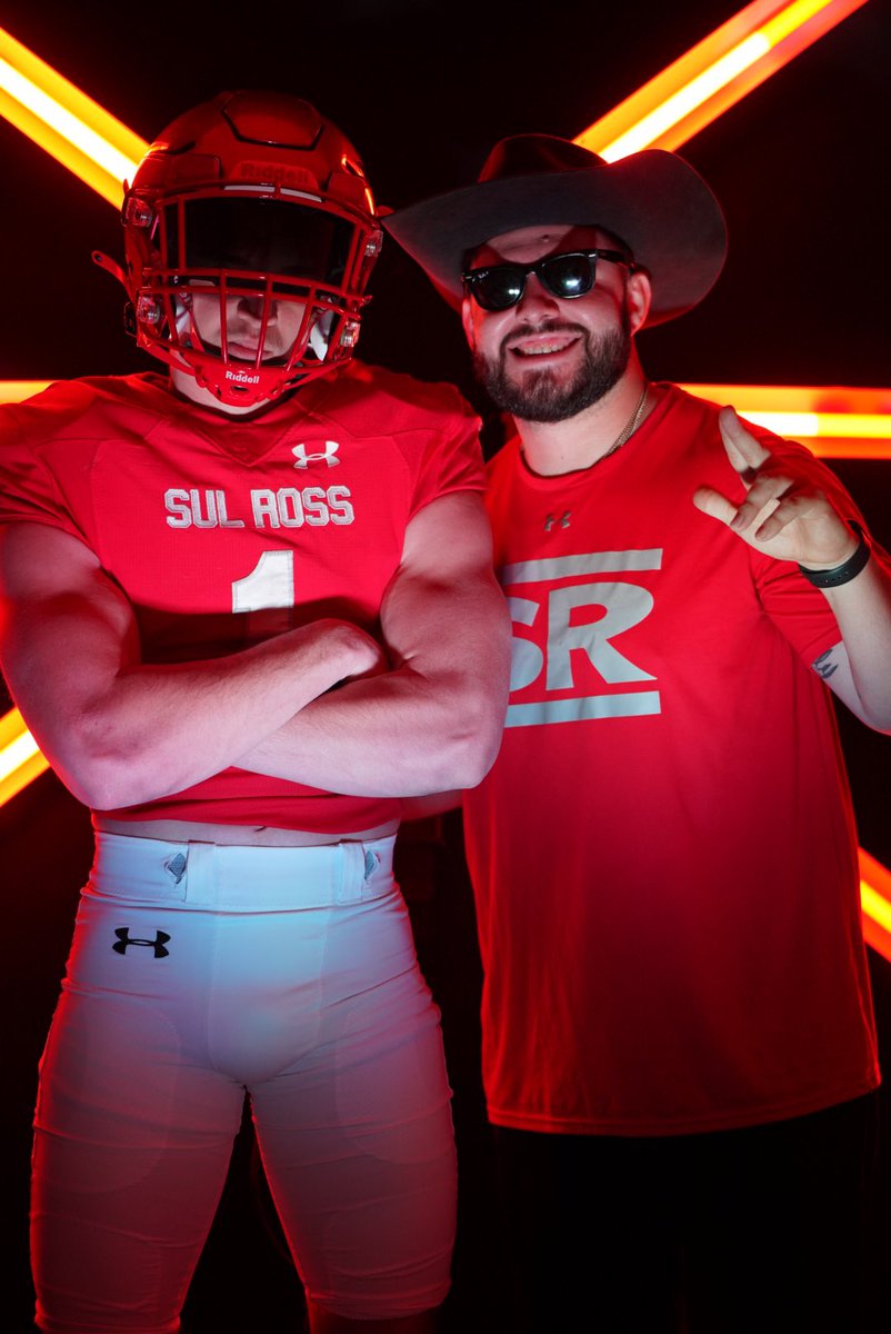 Christian Escobar tweet media