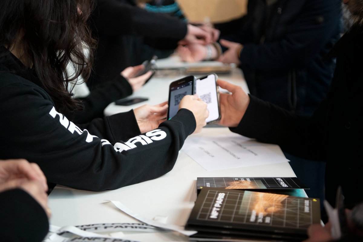 NFT Paris tweet media