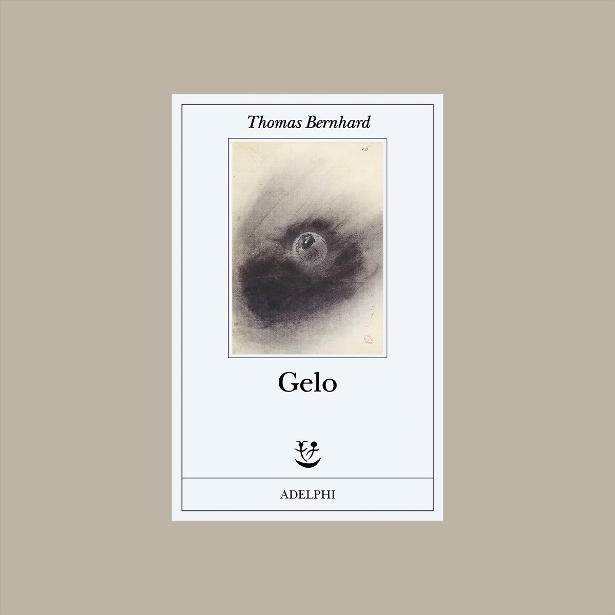 adelphiedizioni's tweet image. «La sera qui scende improvvisa come un colpo di tuono. Come se a comando venisse fatto calare un enorme sipario di ferro che separa una metà del mondo dall’altra con un taglio netto».

Da domani in libreria Gelo, il romanzo d'esordio di Thomas Bernhard.
adelphi.it/libro/97888459…