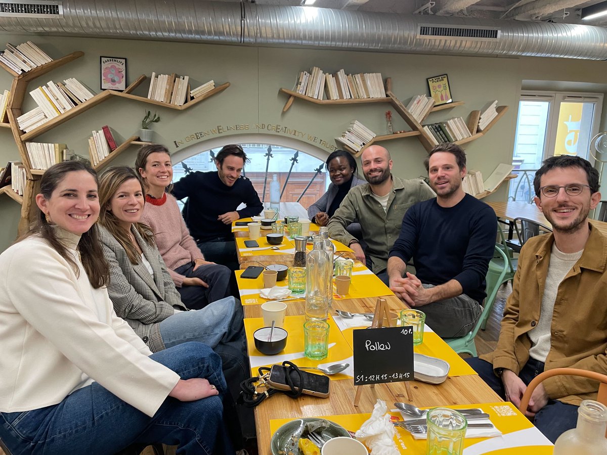 hey_pollen's tweet photo. 🚀 Retour sur nos dernières sessions Pollen : 

🔹 @EstelleZakarian accompagne @VivaTech & @CarrefourGroup  en management d'équipe. 
🔹@esetruk révèle comment transformer le Customer Success en force de vente. 
🔹 @ColeonElizabeth  explore les clés de la croissance multi-pays.

🙌 Merci pour ces échanges.
https://t.co/gnitkZtqhi