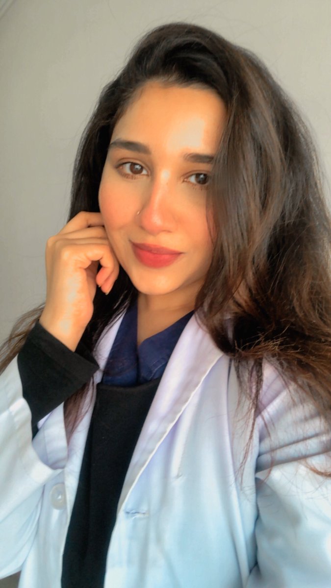 TheLikhaarishow's tweet photo. Flexing my new koka ,Acne and dark circles https://t.co/QvAtnXVjUV