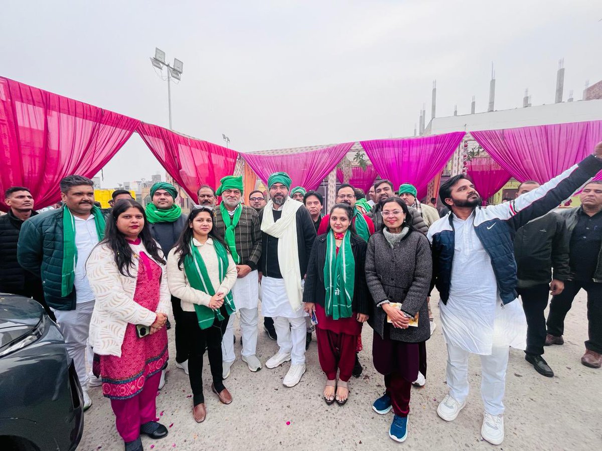 Ns30_Sharma's tweet photo. #MathuraRally2024
#Lokdal #Kisanunion #Womenempowerment #Kisanokneta #Jaijawanjaikisan #lokdalpartyzindabad https://t.co/9DyE3qjk0m